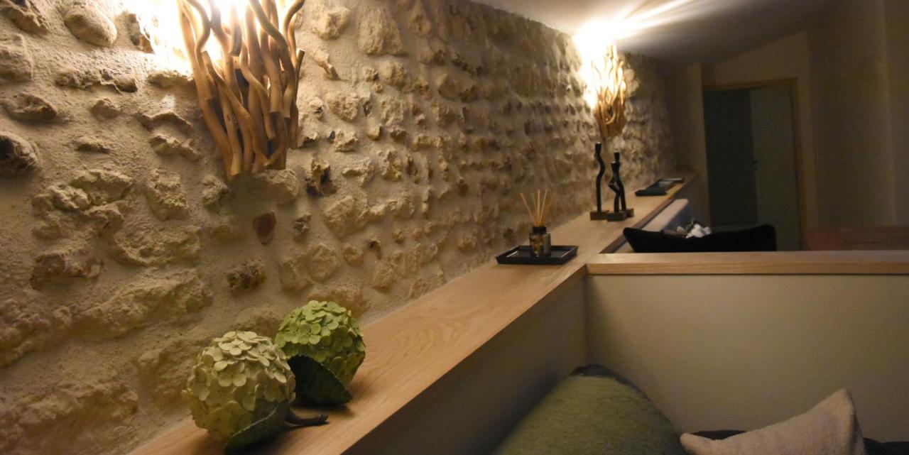 Girauderies Chambres D'Hotes/B+B Floirac  Luaran gambar