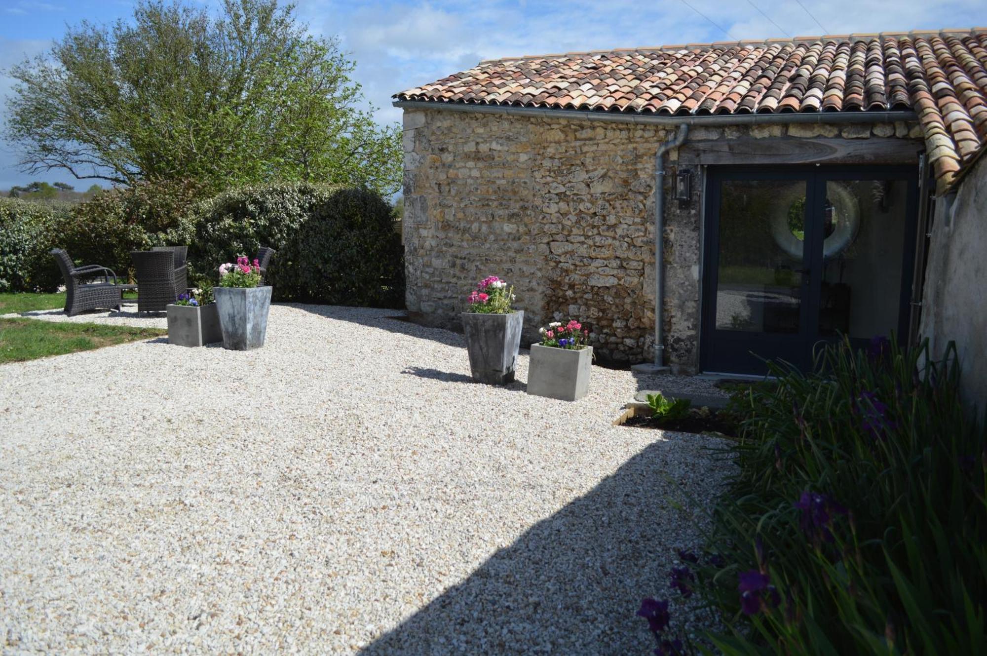 Girauderies Chambres D'Hotes/B+B Floirac  Luaran gambar